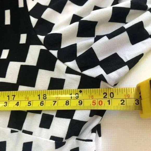 Dress size 16 plus size black, white with robin’s egg blue accents - Picture 10 of 10